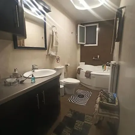 Hotel πολυτελή μεζονέτα με τζάκι και υπέροχη θεά *