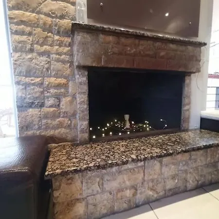 Hotel πολυτελή μεζονέτα με τζάκι και υπέροχη θεά *