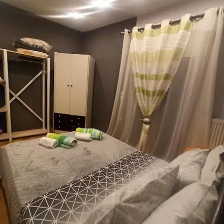 πολυτελή μεζονέτα με τζάκι και υπέροχη θεά Hotel Delphi