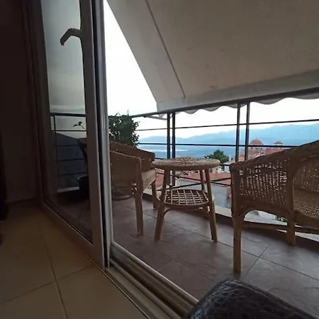 Hotel πολυτελή μεζονέτα με τζάκι και υπέροχη θεά